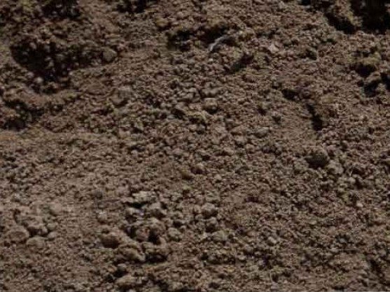 Topsoil and compost mix for bulk delivery in Maryland and Virginia
