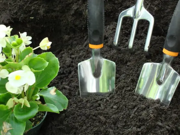 topsoil compost mix