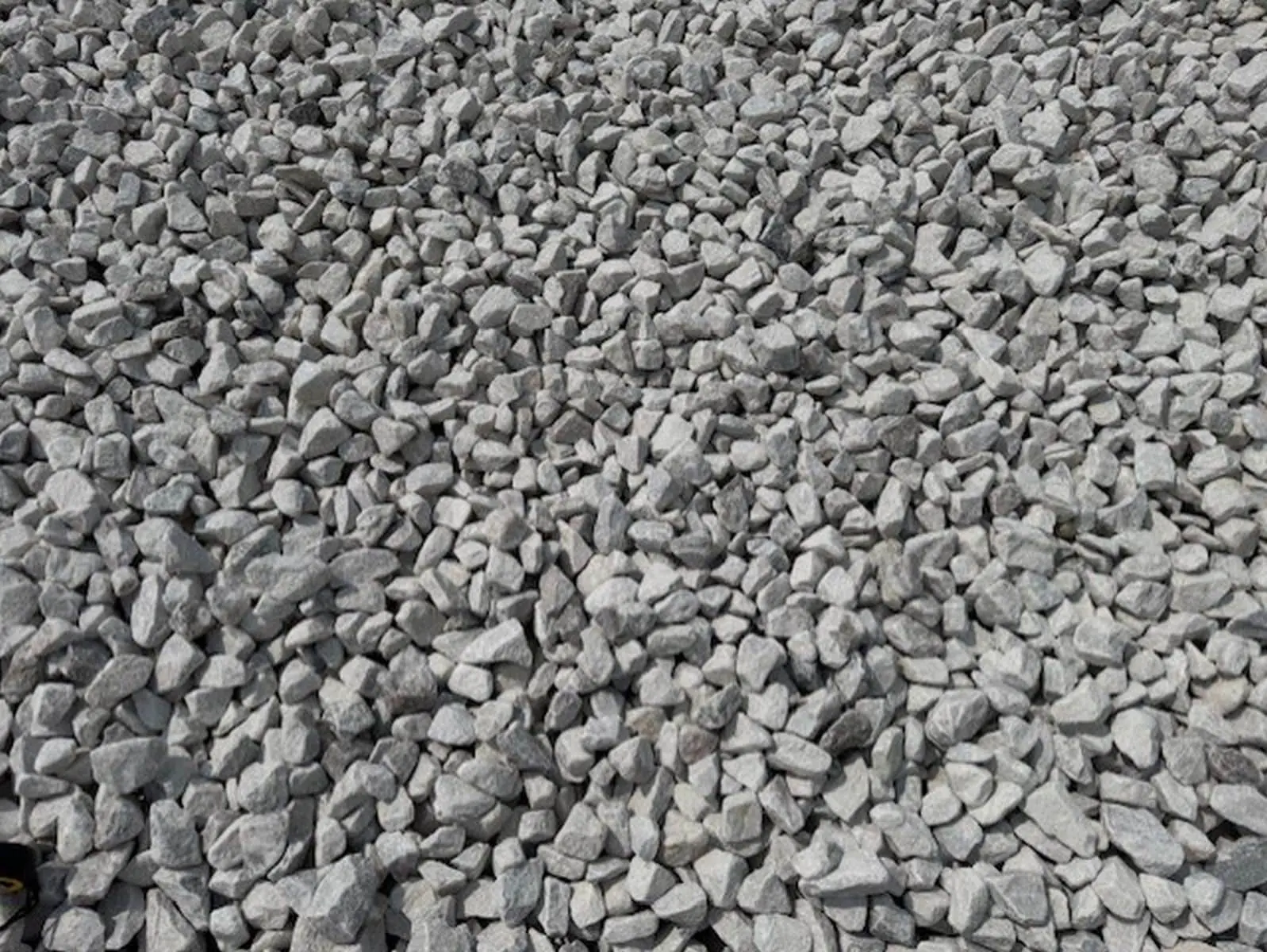 2 " White Decorative Gravel - Image 3